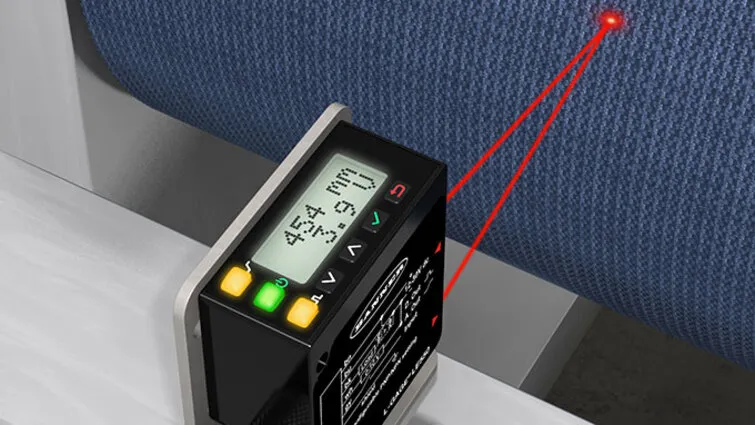 Hình 2. Công nghệ đo tam giác laser