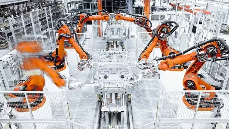 Hình 1. Thị giác máy trong sản xuất ô tô