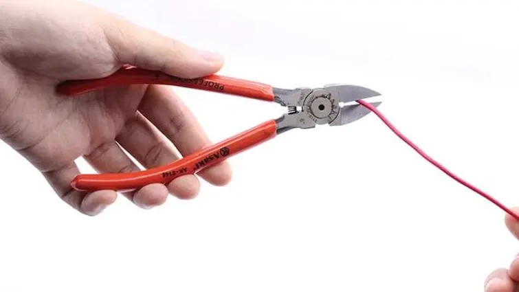 Hình 1. Nguyên lý hoạt động của kìm mỏ nghiêng